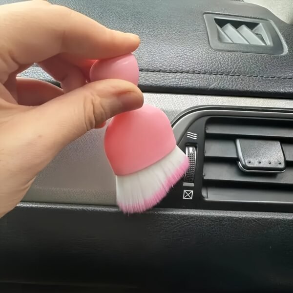1pc of Ultra-Soft Pink Brush for Car Detailing Featuring White Bristles